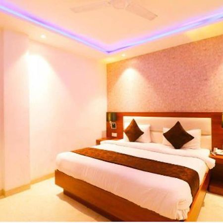 Hotel Royal Sky Luxury Near Delhi Airport New Delhi Exterior foto
