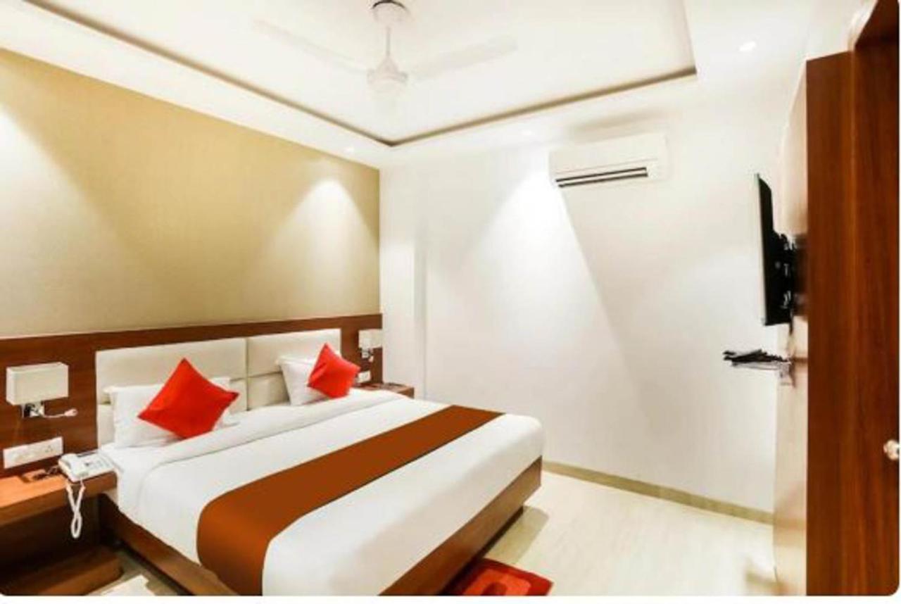 Hotel Royal Sky Luxury Near Delhi Airport New Delhi Exterior foto