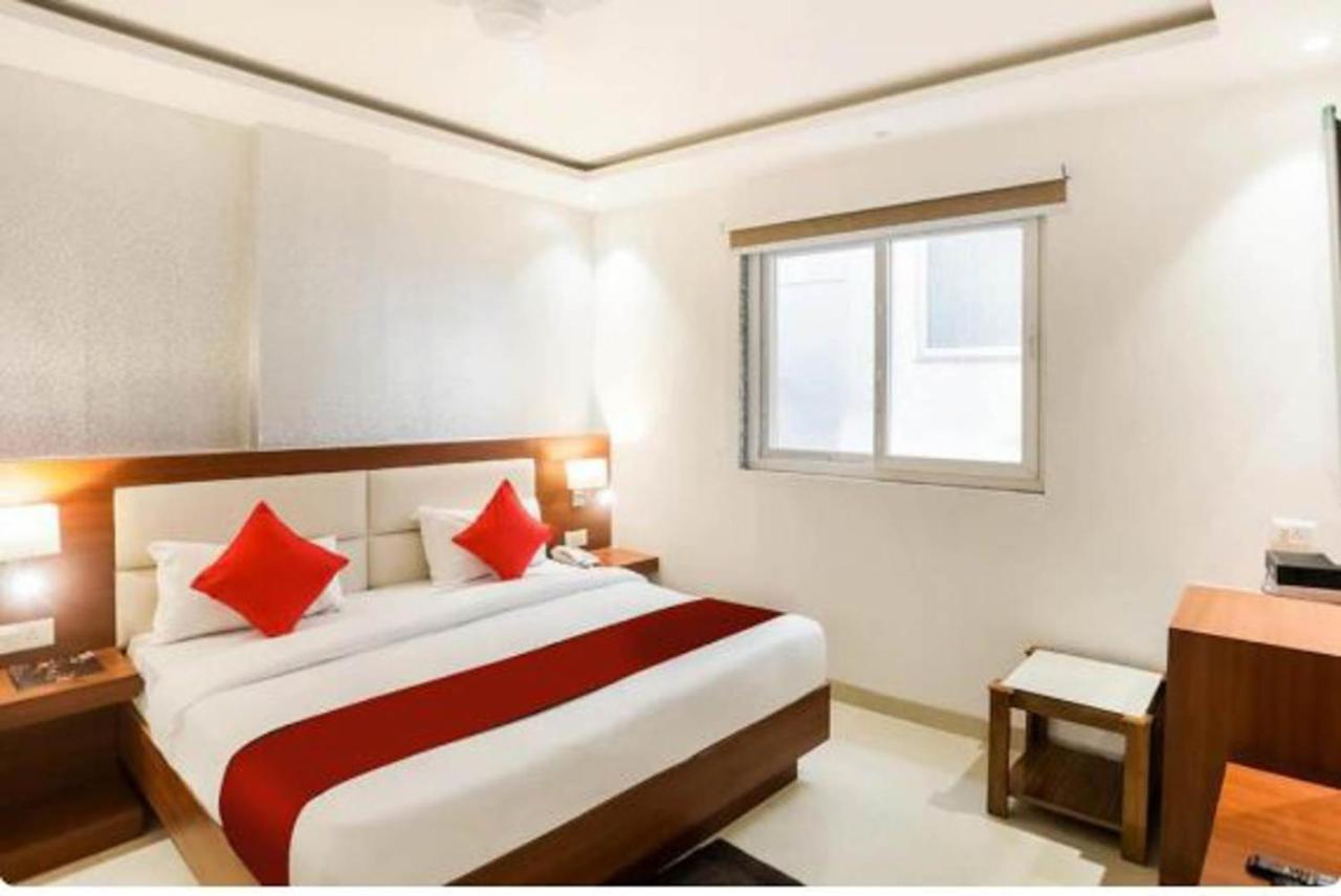 Hotel Royal Sky Luxury Near Delhi Airport New Delhi Exterior foto